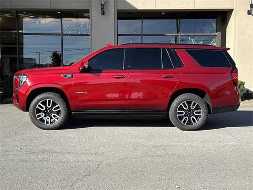 2023 GMC Yukon 4WD AT4