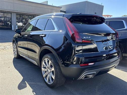 2022 Cadillac XT4 Premium Luxury