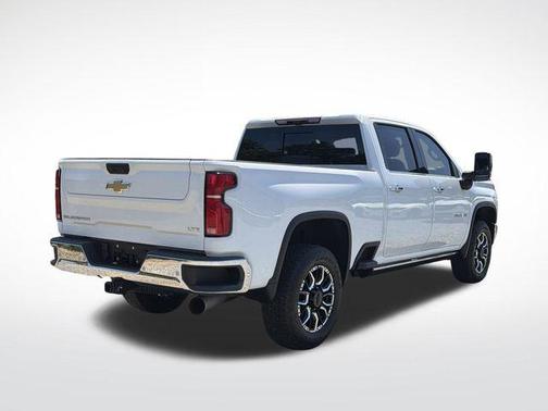 Summit White 2024 Chevrolet Silverado 2500 LTZ