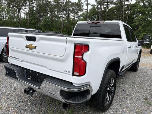 Summit White 2024 Chevrolet Silverado 2500 LTZ
