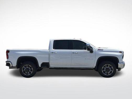 Summit White 2024 Chevrolet Silverado 2500 LTZ