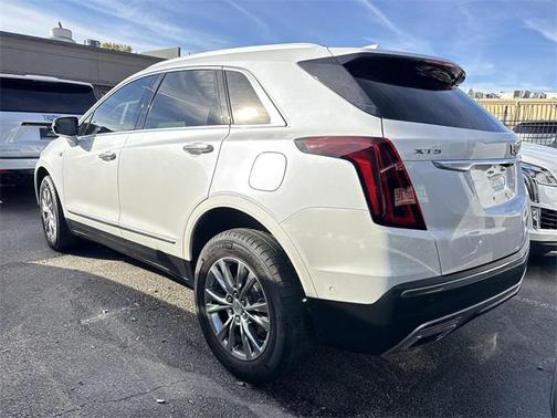 2022 Cadillac XT5 Premium Luxury