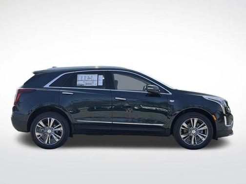 Emerald Lake Metallic 2026 Cadillac XT5 Premium Luxury
