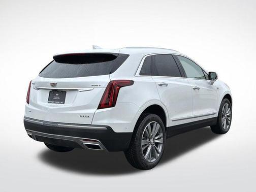 Crystal White Tricoat 2026 Cadillac XT5 Premium Luxury
