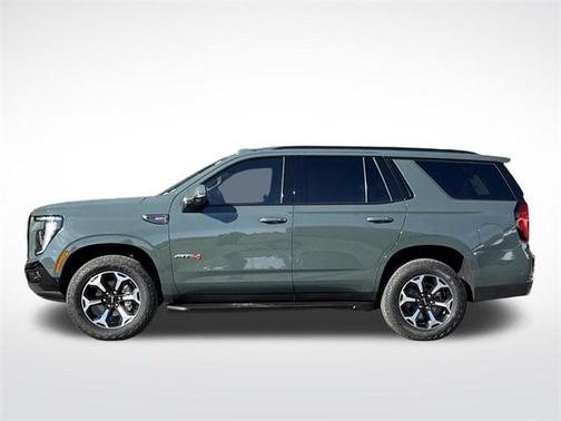 2025 GMC Yukon 4WD AT4
