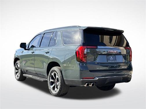 2025 GMC Yukon 4WD AT4