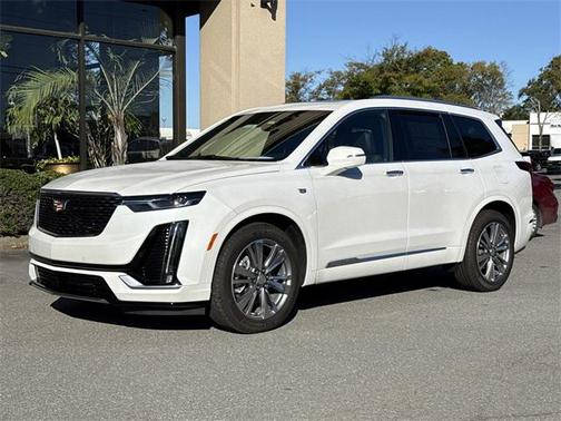 2025 Cadillac XT6 Premium Luxury FWD