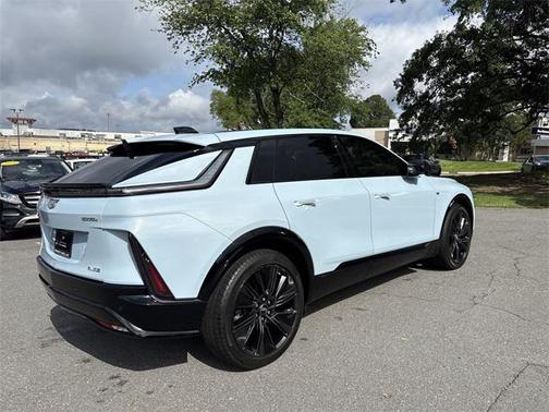 2025 Cadillac LYRIQ Sport w/1SK