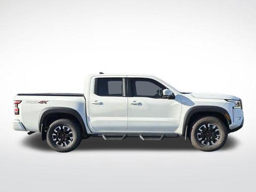 Glacier White 2024 Nissan Frontier PRO-4X