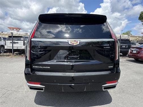 2022 Cadillac Escalade Premium Luxury