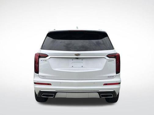 Crystal White Tricoat 2025 Cadillac XT6 Luxury AWD
