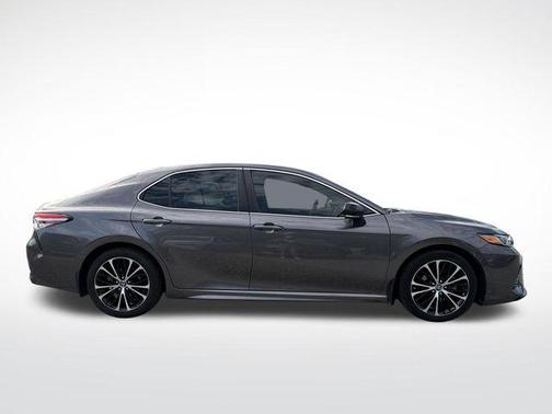 Predawn Gray Mica 2019 Toyota Camry SE