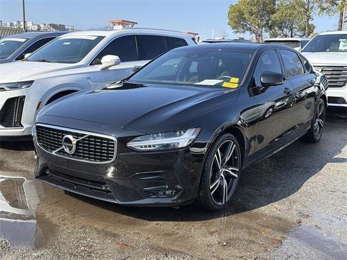 2020 Volvo S90 T6 R-Design