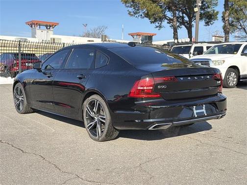 2020 Volvo S90 T6 R-Design