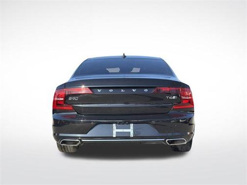 2020 Volvo S90 T6 R-Design
