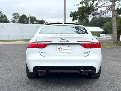 2018 Jaguar XF 25t R-Sport