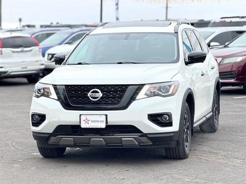 2020 Nissan Pathfinder SL 4WD