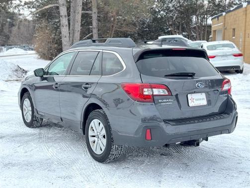 2018 Subaru Outback 2.5i Premium
