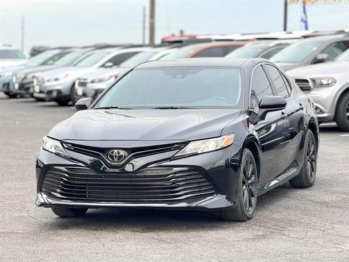 2020 Toyota Camry LE