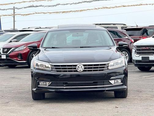 2018 Volkswagen Passat SE