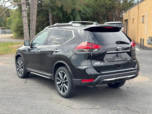 2020 Nissan Rogue SL