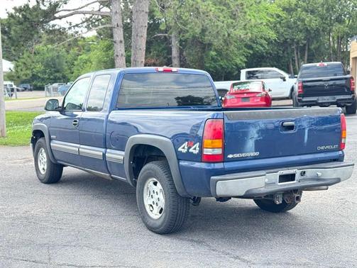Indigo Blue Metallic 2000 Chevrolet Silverado 1500 LS Extended Cab