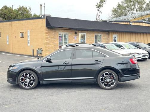 2015 Ford Taurus SHO