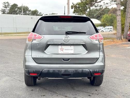 2015 Nissan Rogue SV