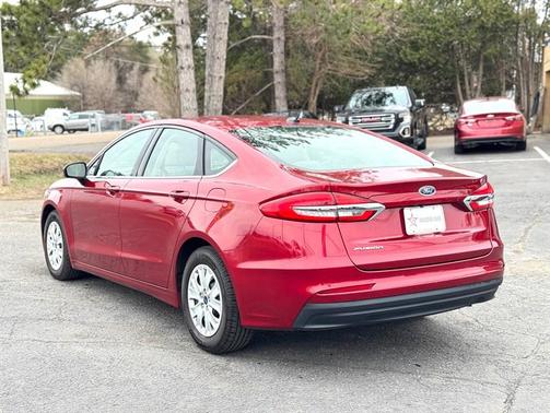 2019 Ford Fusion S