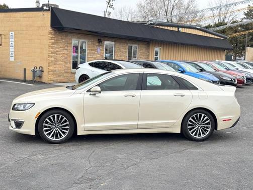 2018 Lincoln MKZ Select FWD