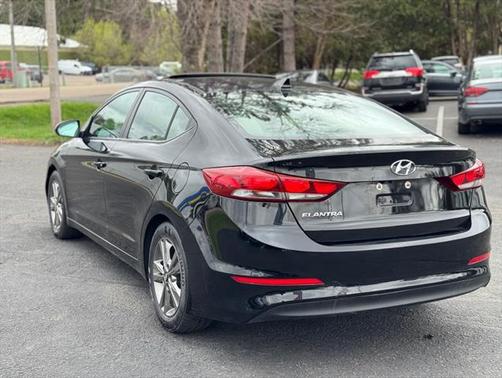 2017 Hyundai ELANTRA Value Edition