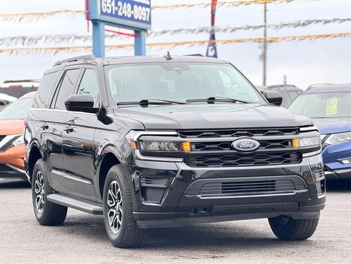 2023 Ford Expedition XLT 4WD