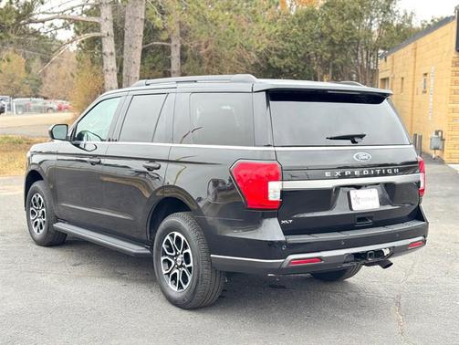 2023 Ford Expedition XLT 4WD