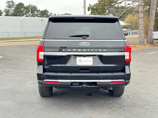 2023 Ford Expedition XLT 4WD