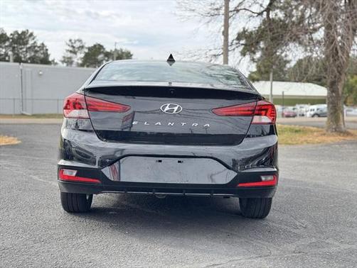 2020 Hyundai ELANTRA Limited