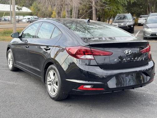 2020 Hyundai ELANTRA Limited