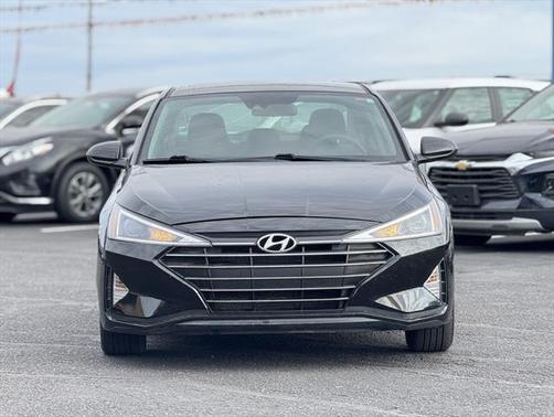 2020 Hyundai ELANTRA Limited