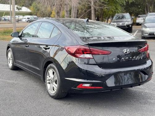 2020 Hyundai ELANTRA Limited