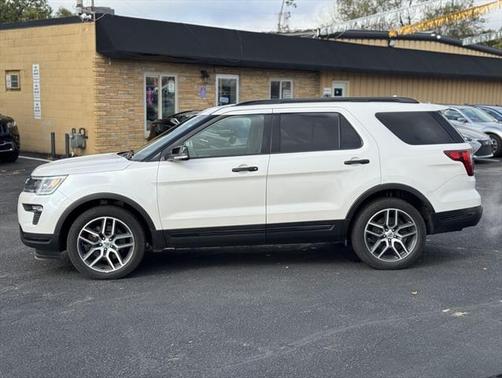 2018 Ford Explorer Sport