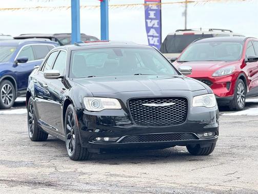 2018 Chrysler 300 Limited