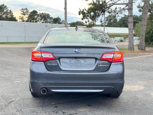2017 Subaru Legacy Sport