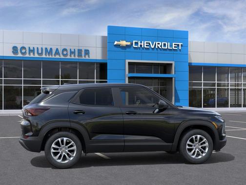 Mosaic Black Metallic 2026 Chevrolet Trailblazer LS