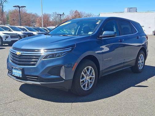Lakeshore Blue Metallic 2024 Chevrolet Equinox 1LT