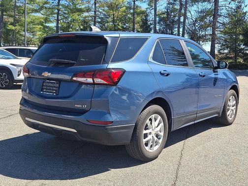 Lakeshore Blue Metallic 2024 Chevrolet Equinox 1LT