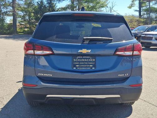 Lakeshore Blue Metallic 2024 Chevrolet Equinox 1LT