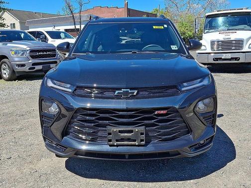 Mosaic Black Metallic 2023 Chevrolet Trailblazer RS