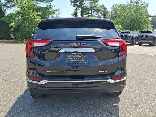 2022 GMC Terrain Denali