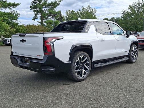 2024 Chevrolet Silverado EV First-Edition RST 4WD