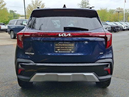Dark Ocean Blue 2024 Kia Seltos EX