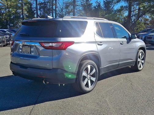 2020 Chevrolet Traverse LT Leather